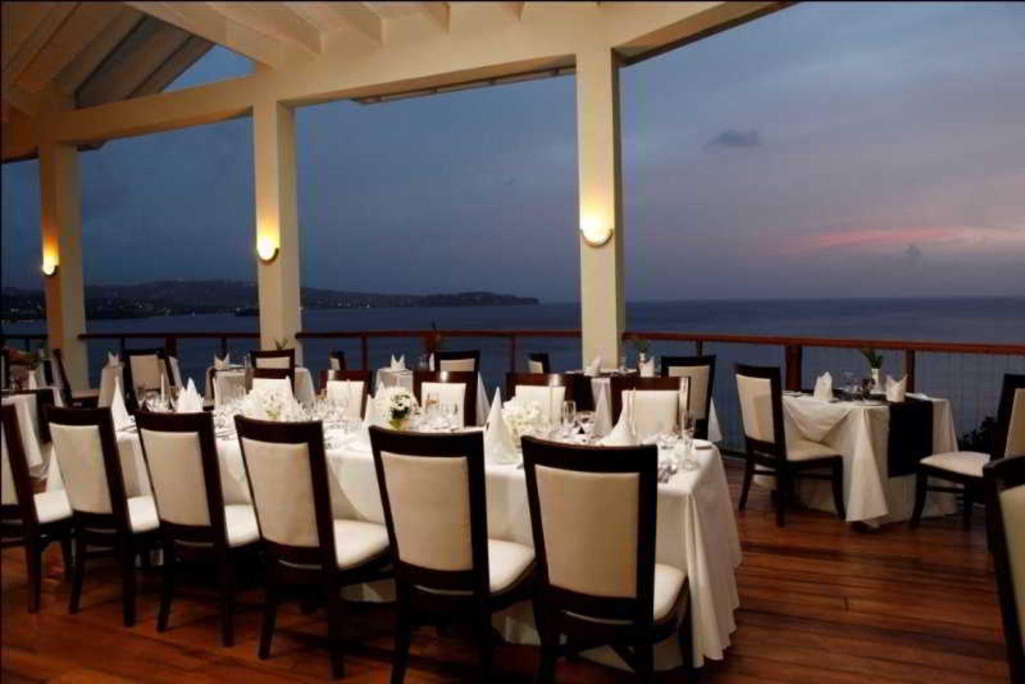 Calabash Cove Resort And Spa - Adults Only โกรส อิส์ลีต ภายนอก รูปภาพ
