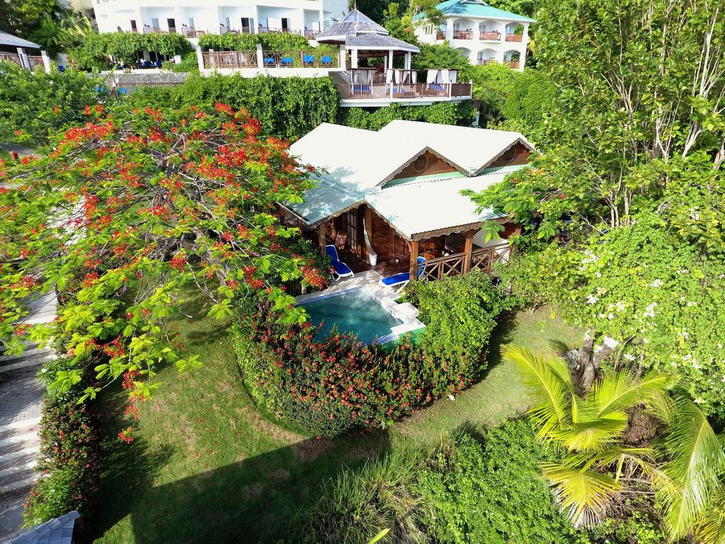 Calabash Cove Resort And Spa - Adults Only โกรส อิส์ลีต ภายนอก รูปภาพ